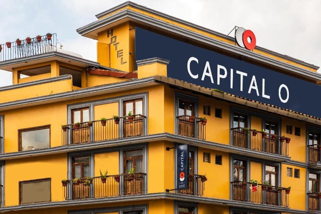 Capital O Hotel Central, Халапа Экстерьер фото