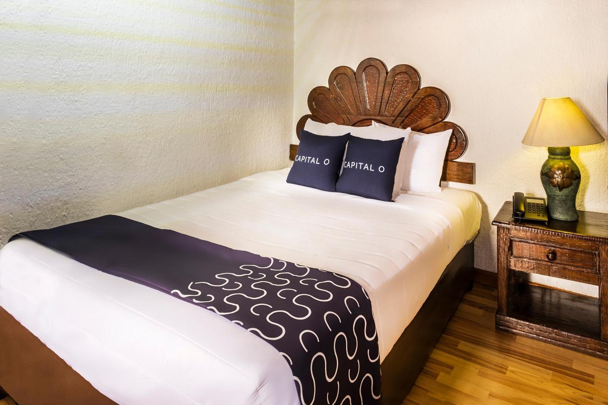 Capital O Hotel Central, Халапа Экстерьер фото