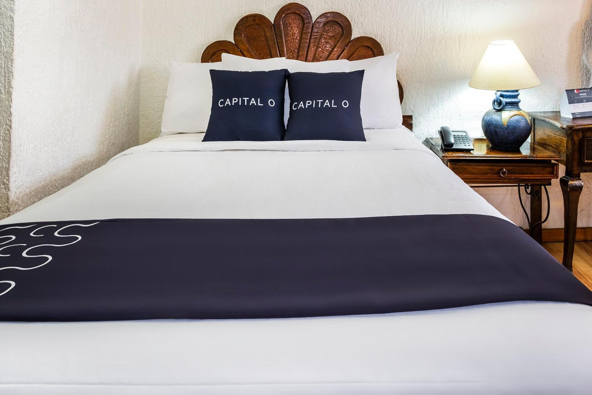 Capital O Hotel Central, Халапа Экстерьер фото