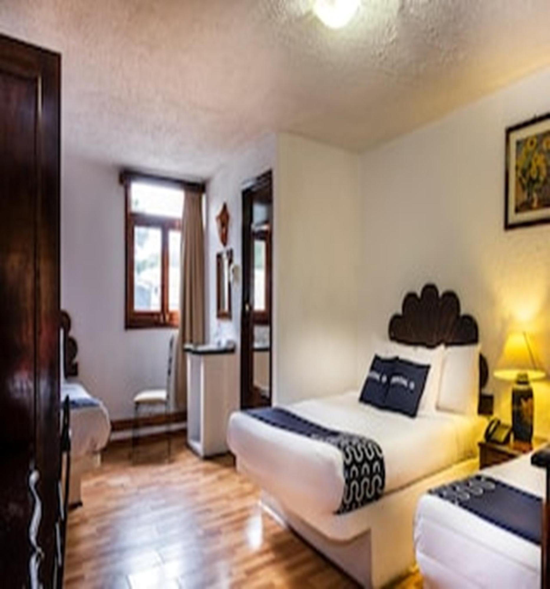 Capital O Hotel Central, Халапа Экстерьер фото